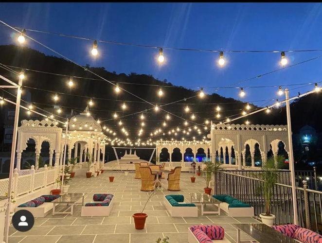 Dollar Villa Resort