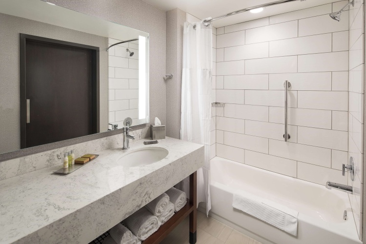 DoubleTree by Hilton Greeley at Lincoln Park photo 11