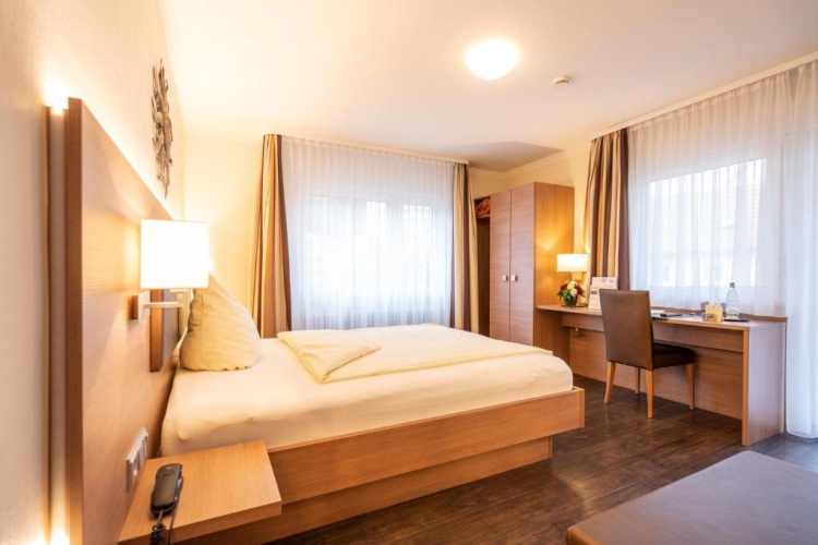 Standard Double room with balcony