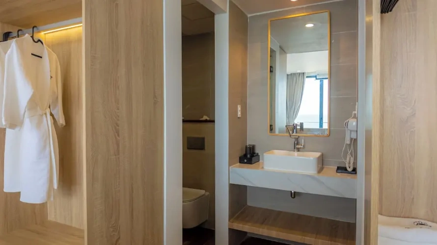 Deluxe Double room with balcony and with ocean view
