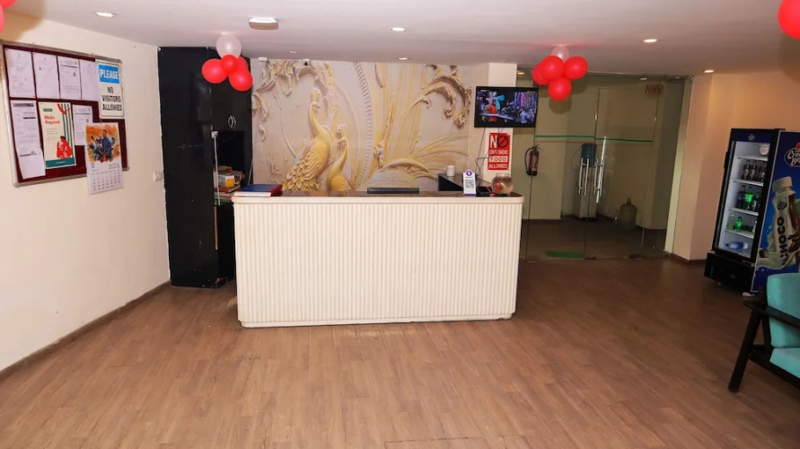 Hotel Noida Grand 121