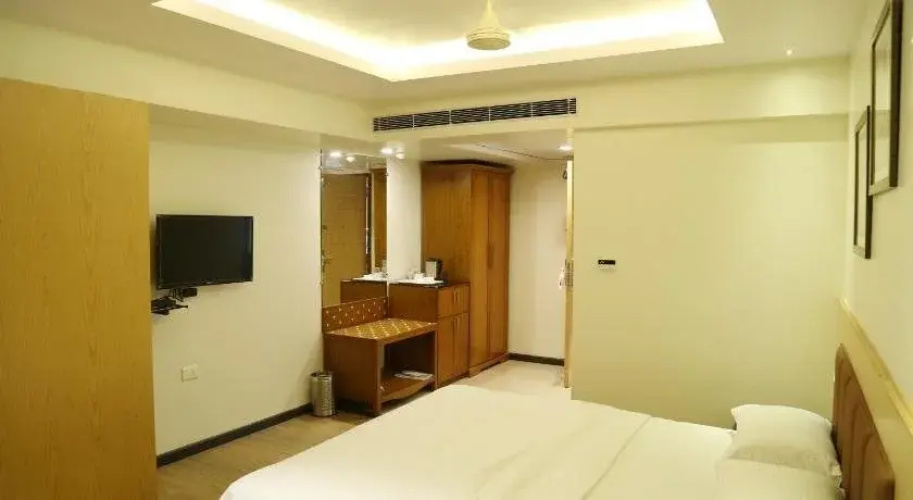 Akash Inn