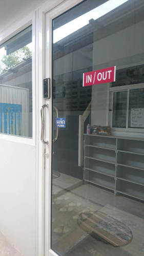 Easy Rooms and Minimart