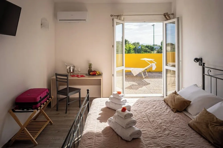 Standard Double Family room with garden view