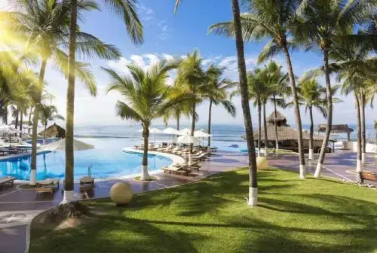 Condo at Krystal Grand Resort