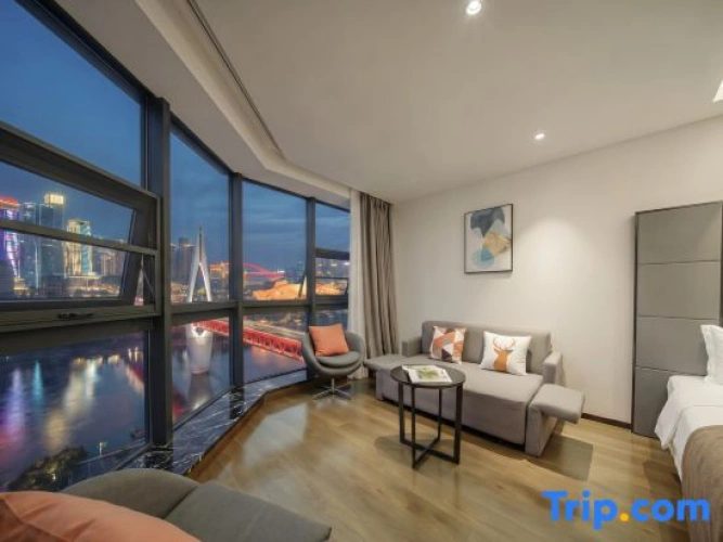 Triple Family Suite with river view
