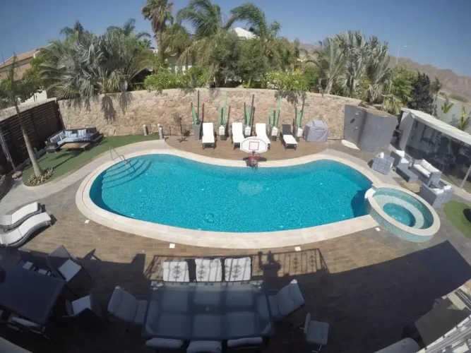 Deluxe Villa
