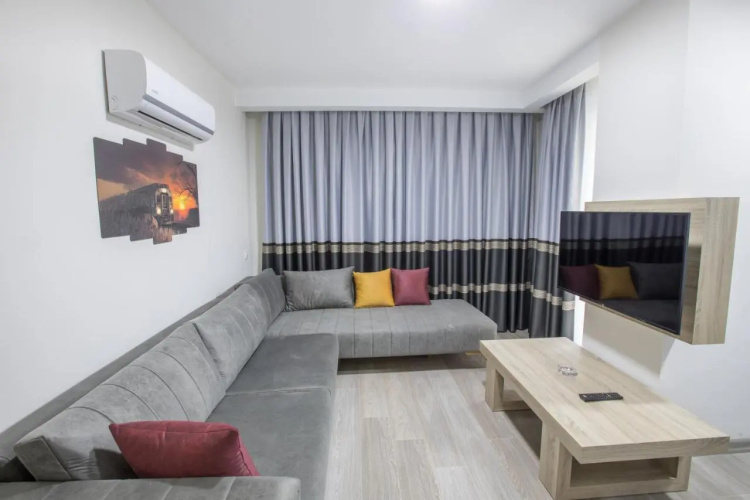 Elanis Suites