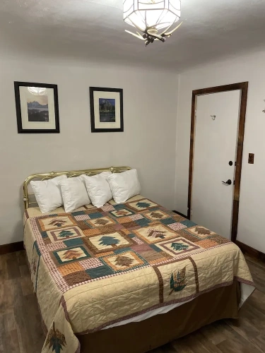 Standard Double Basement room