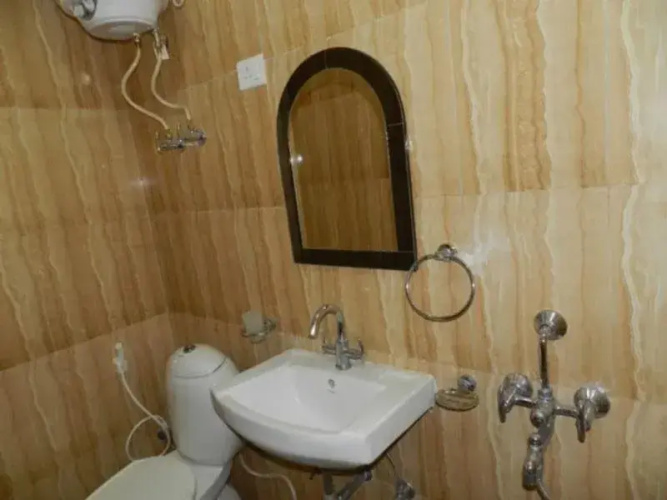 Hotel Krishna Dham