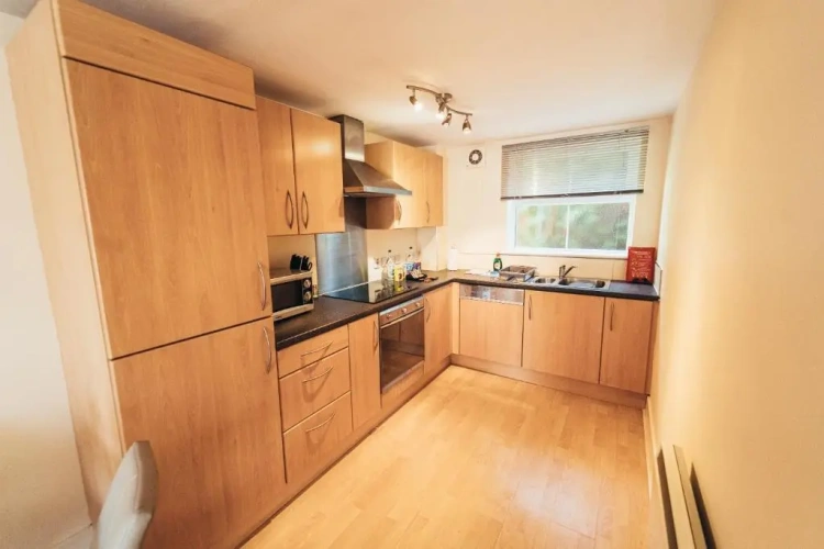 2 Bedrooms Apartment