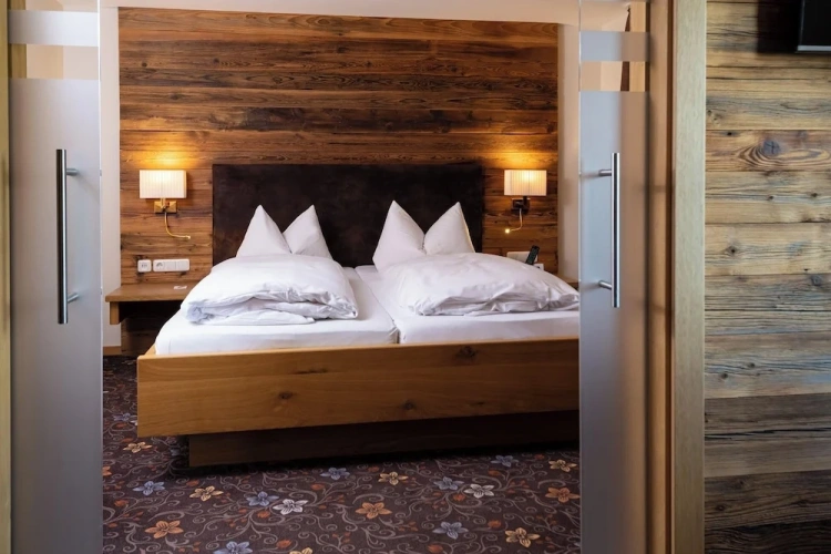 Standard Double room with view