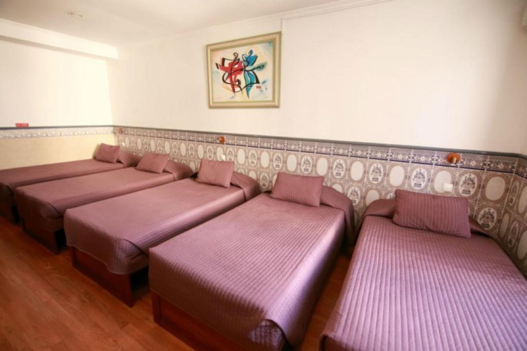Standard Quintuple room