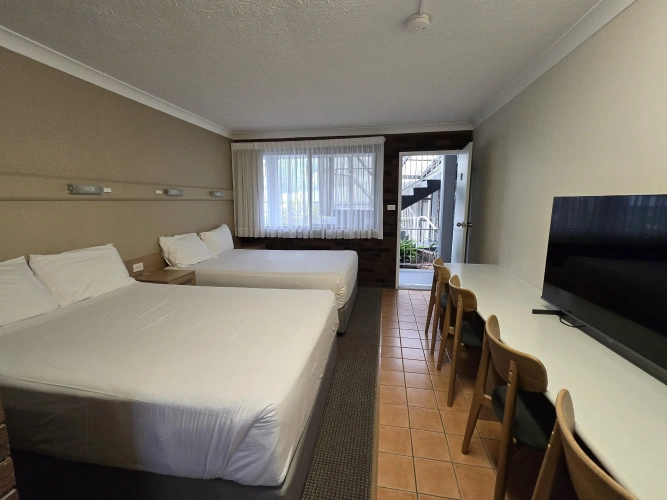 Standard Quadruple room
