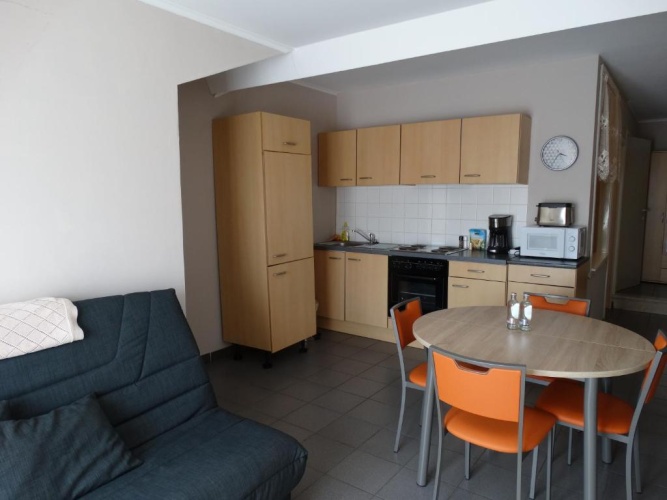Single Apartment