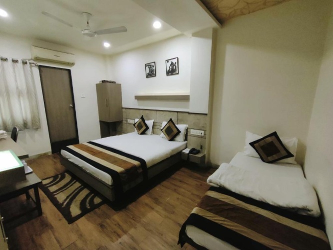 Deluxe Triple room