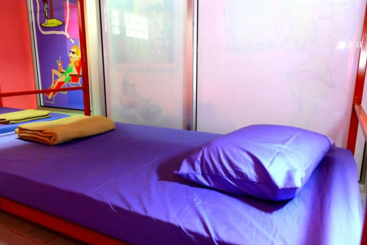 OYO 586 I Hostel Phuket