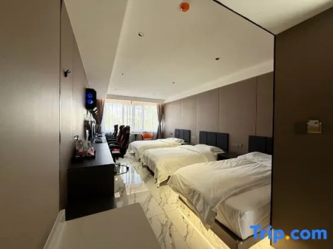 Premier Triple room