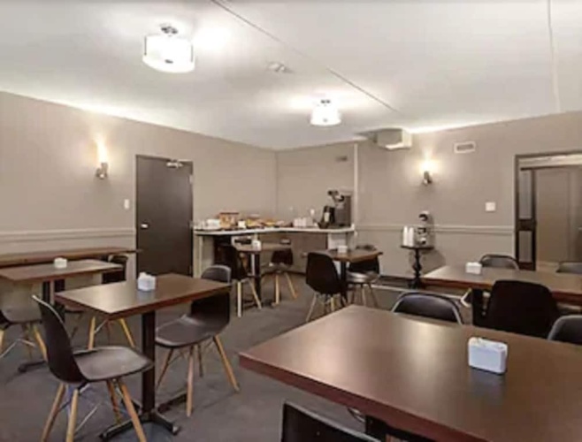 Days Inn By Wyndham Stouffville photo 12