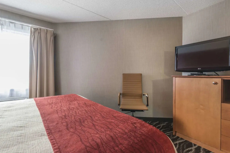 Spark by Hilton Oshawa