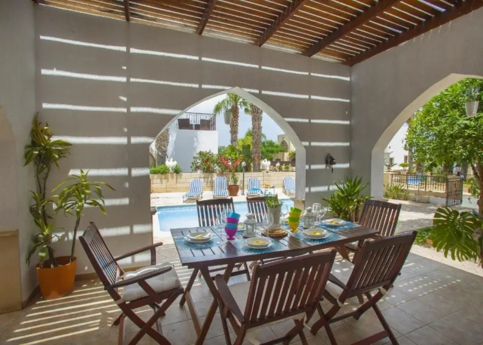 3 Bedrooms Villa