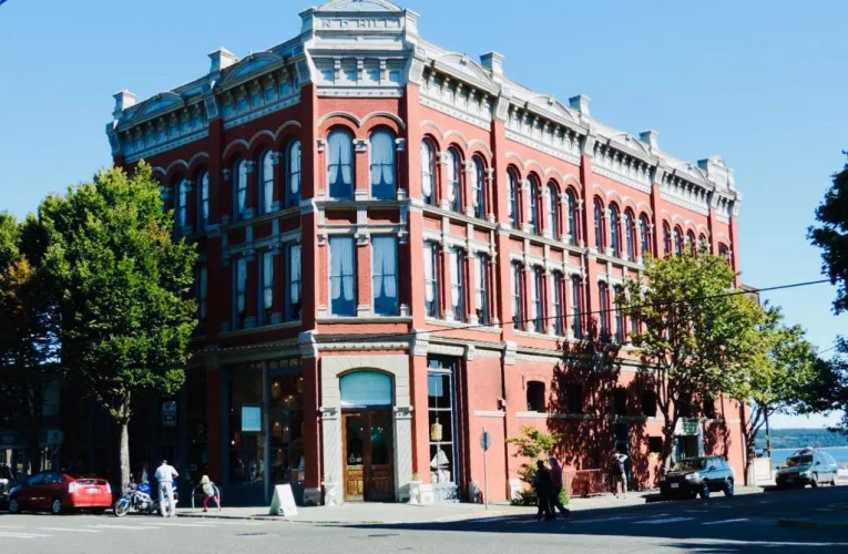 The Monarch Hotel