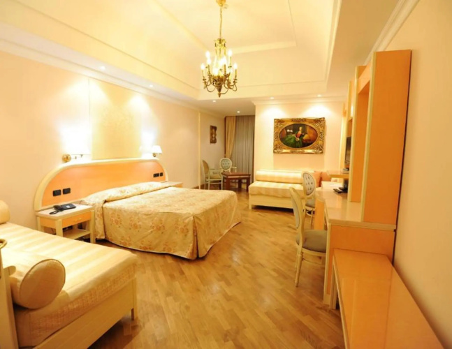Domus Caesari photo 7