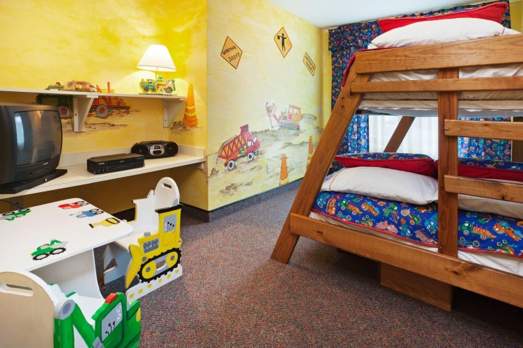 Quadruple Suite