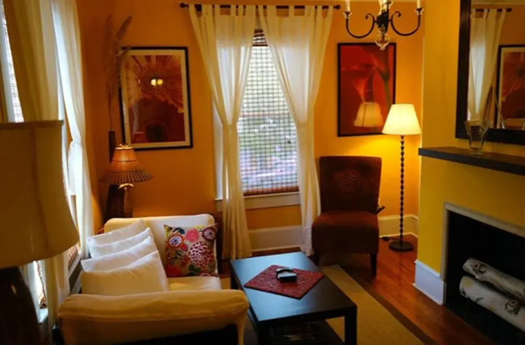 The Heirloom Inn