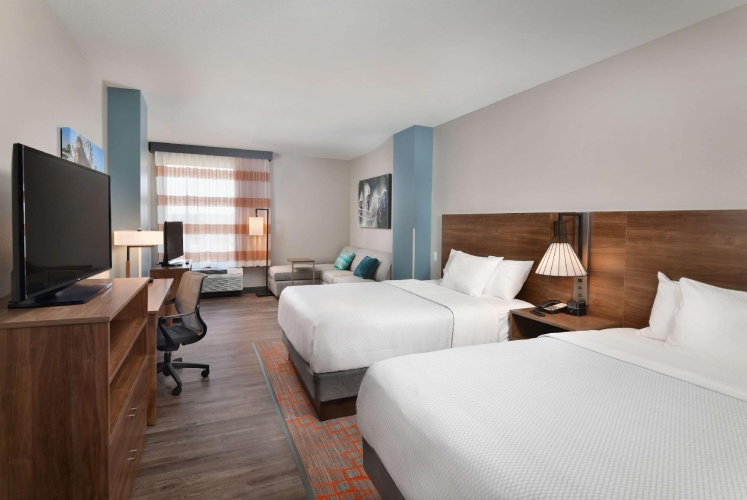 Deluxe Quadruple room