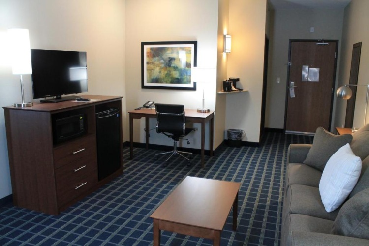 Deluxe Double Suite