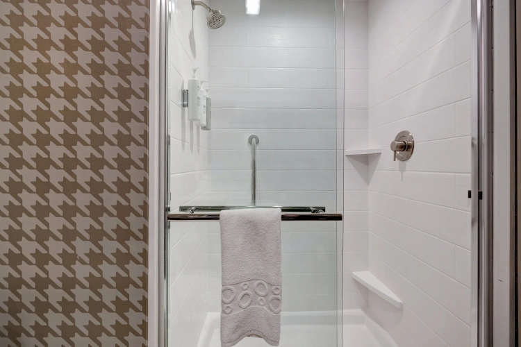 Quadruple Suite