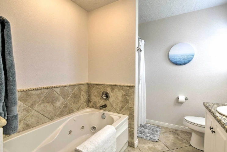 3 Bedrooms Cottage