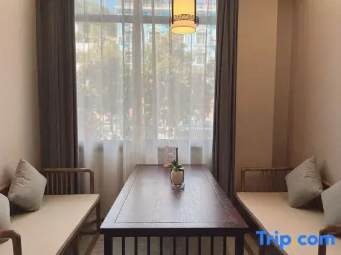 Wuling Tea Capital Hotel