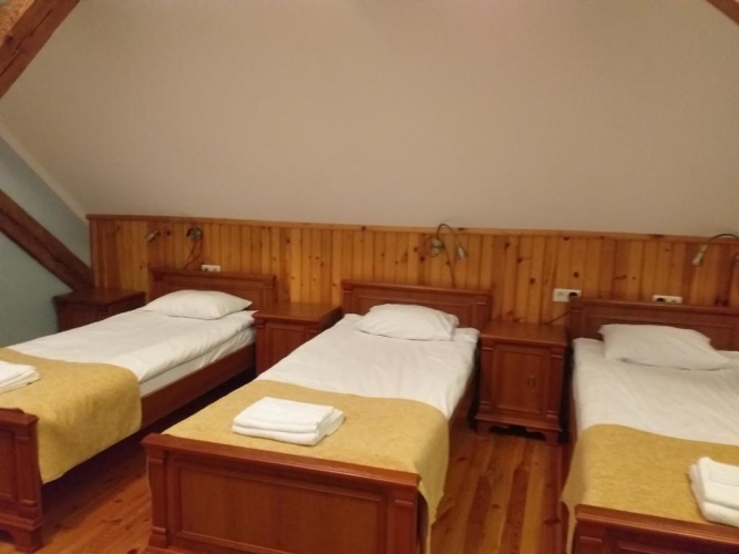 Economy Quadruple room