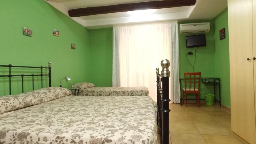 Standard Quadruple room with balcony