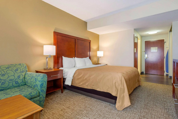 Quality Inn & Suites Olde Town