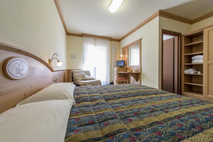 Standard Triple room with balcony