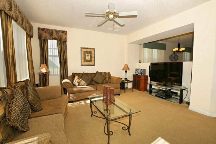 Windward Bay 4 bed / 3.5 bath home