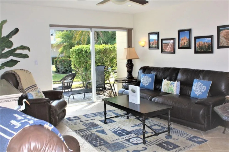Jamaica Royale 004 - 1 Br Condo