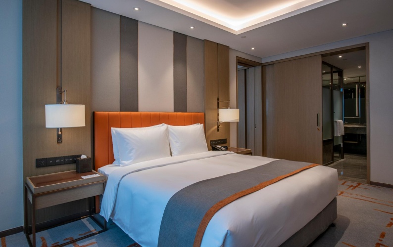 Double Suite