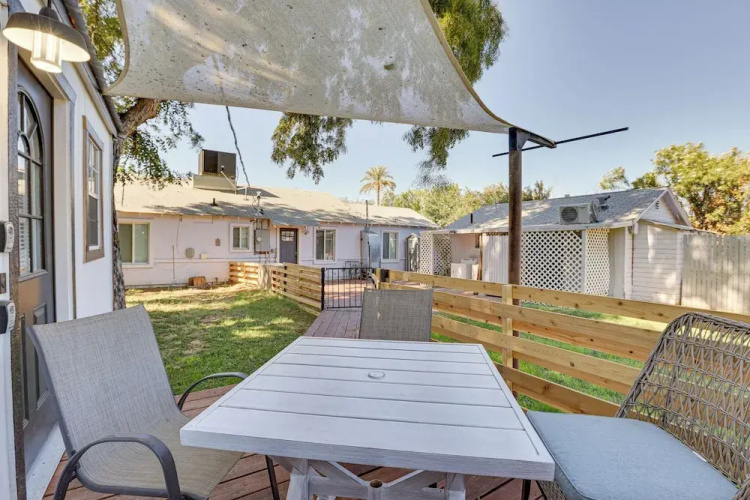 Modern Tiny Home ~ 5 Mi to Downtown Phoenix!
