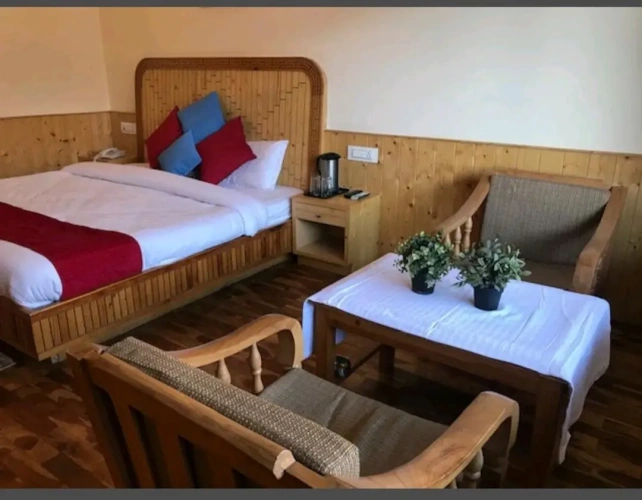 Deluxe Suite