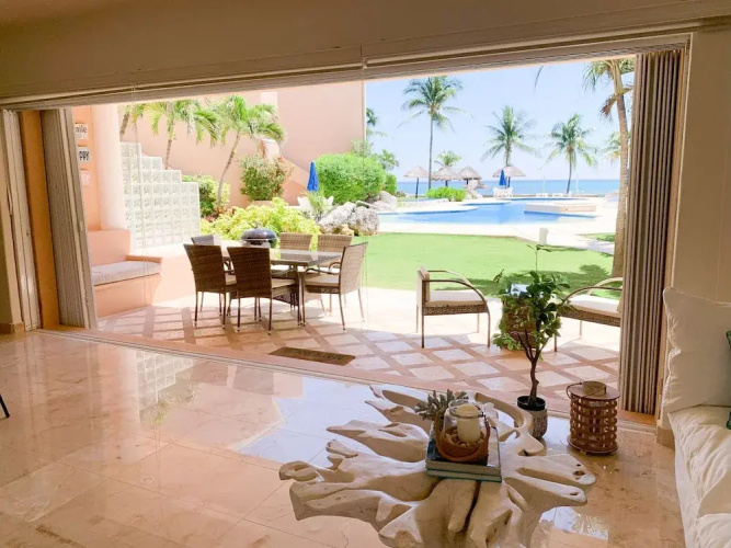 Beach Front Luxury condo