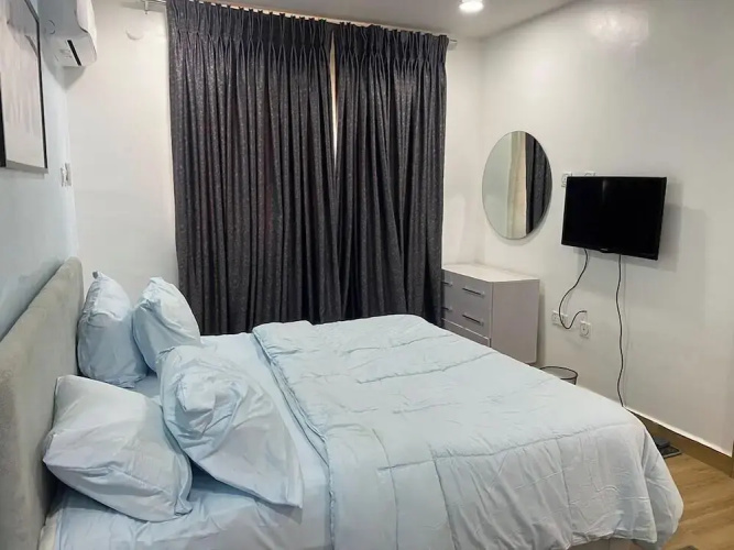 Hill Crest Apartments