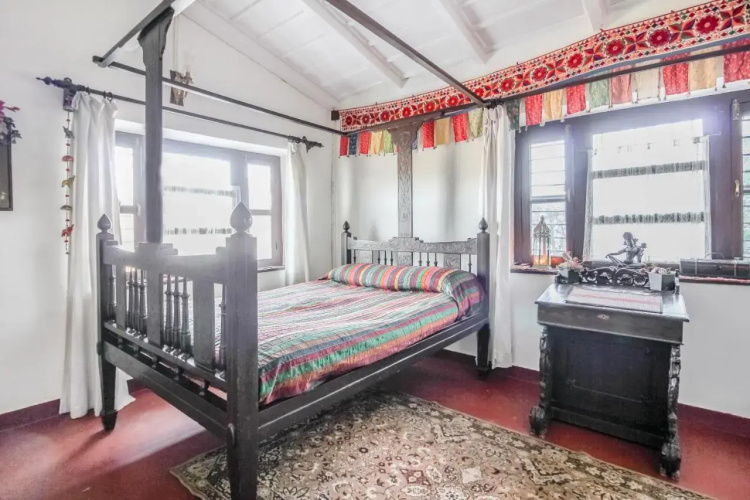 Avaas - Bed & Breakfast