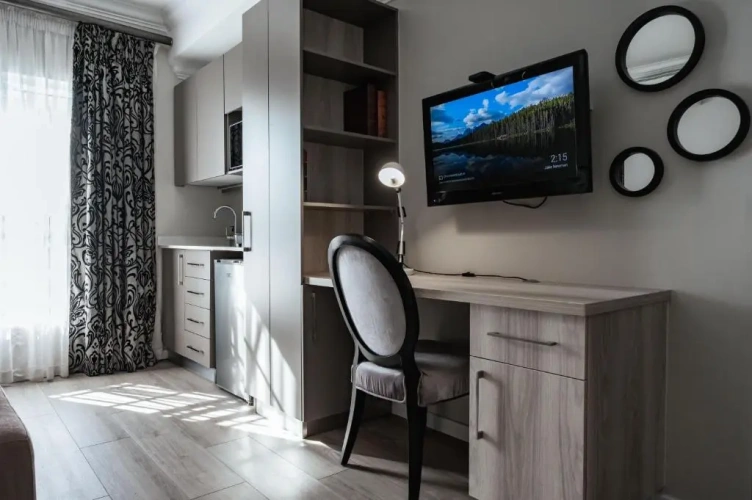 Luxury Suite