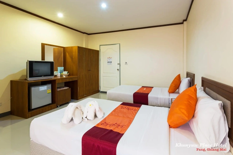 Standard Twin room