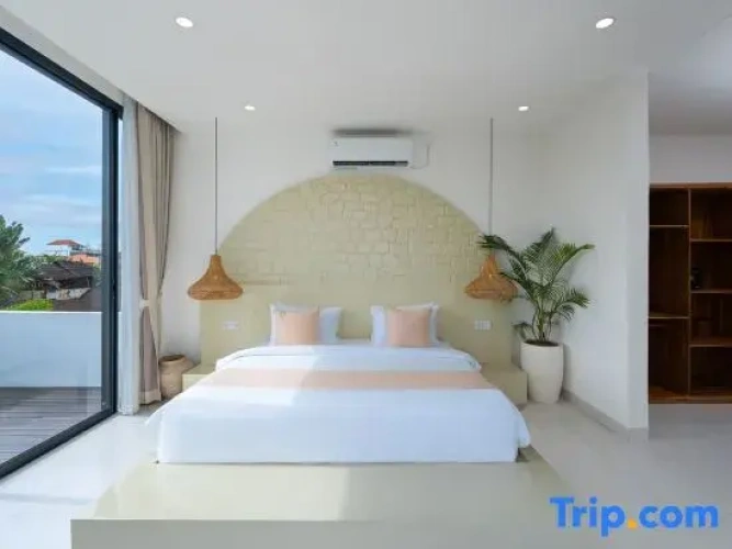 4 Bedrooms Villa
