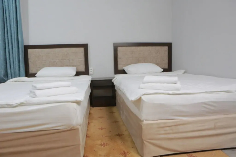 Saroylik Hotel